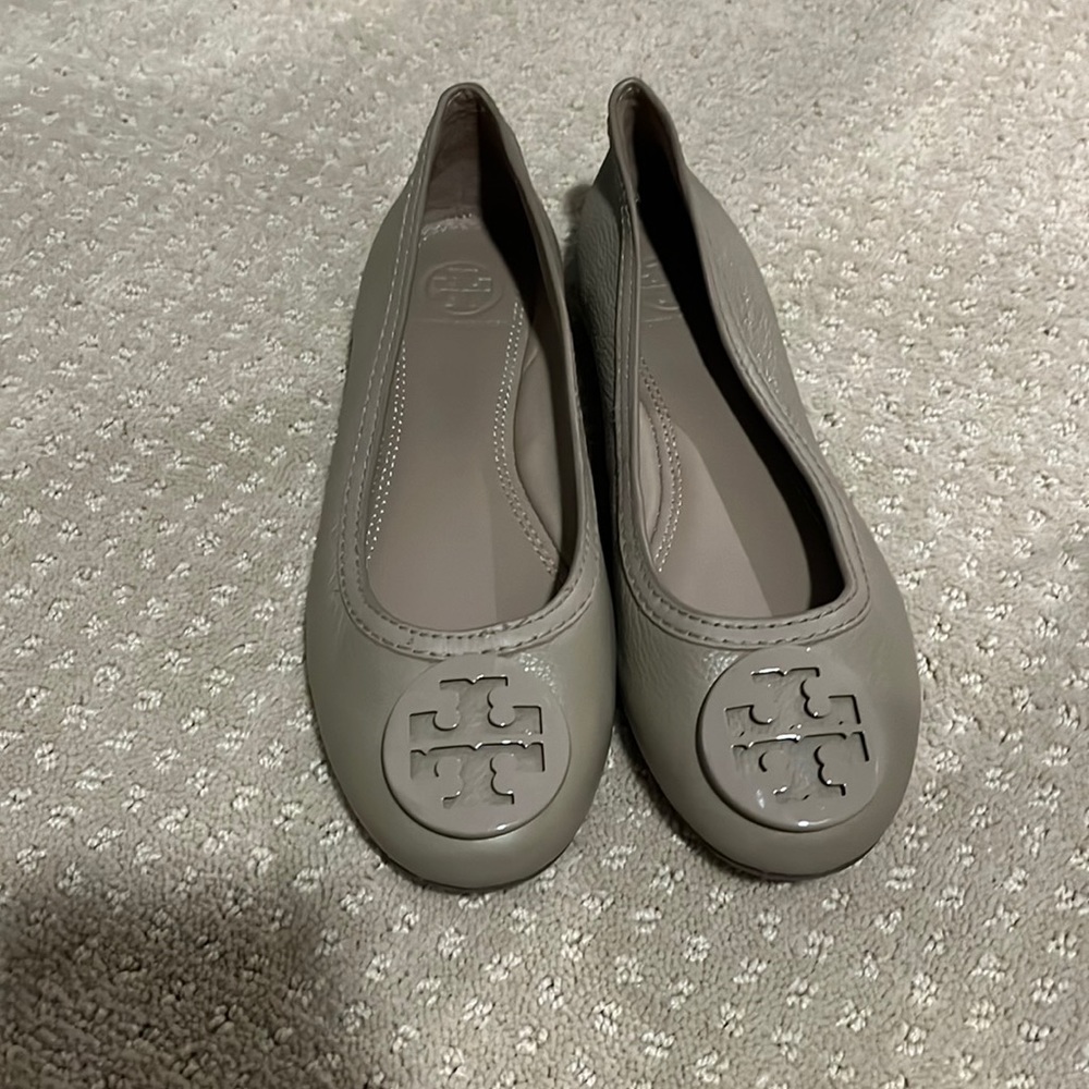 Gray Tory Burch flats